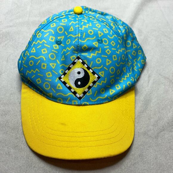 Funko Blue and yellow 90's Ying Yang Ball Cap - Picture 1 of 4